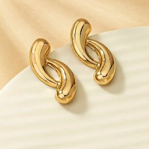 14K Gold Womens Twisted Double Row Earrings Ladies 14 Karat Wavy Twist Jewelry